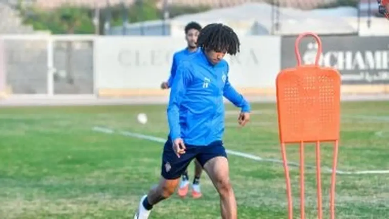 مروان عثمان يلتحق بتدريبات سيراميكا بعد التعافي من الإصابة تمهيداً لمواجهة الأهلي